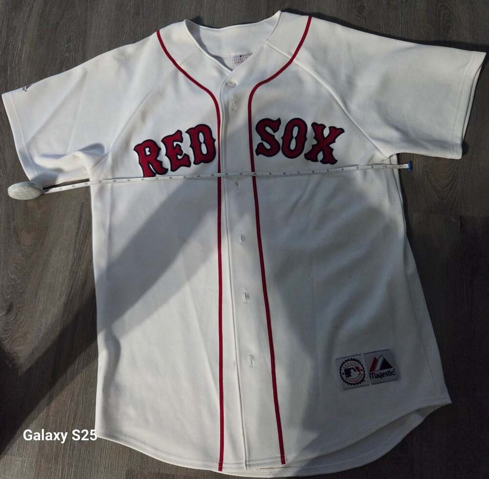 Majestic Boston Red Sox Varitek 33 Baseball Jersey White